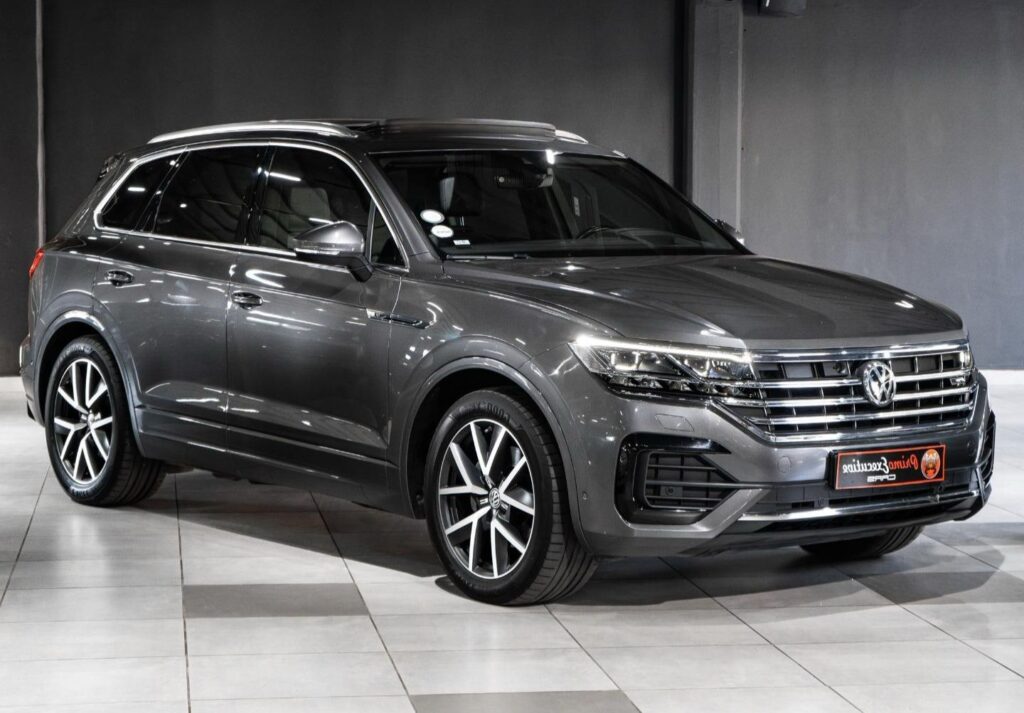 2020 Volkswagen Touareg Executive R-Line