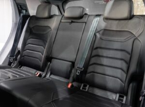 2020 Volkswagen Touareg — photo 3
