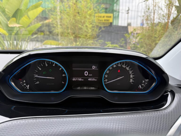 2018 Peugeot 2008 — photo 3