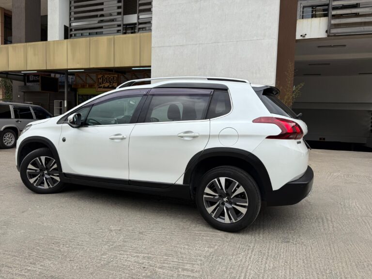 2018 Peugeot 2008 — photo 5