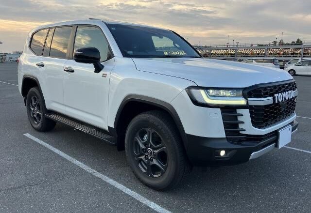 2024 Toyota Land Cruiser 300 GR Sport