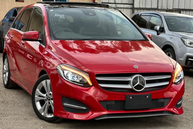 2018 MERCEDES BENZ B180