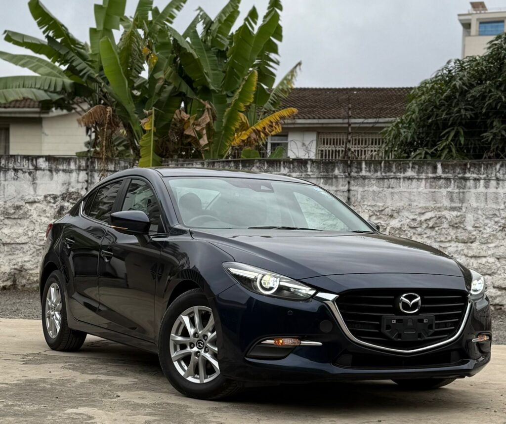 2018 Mazda Axela