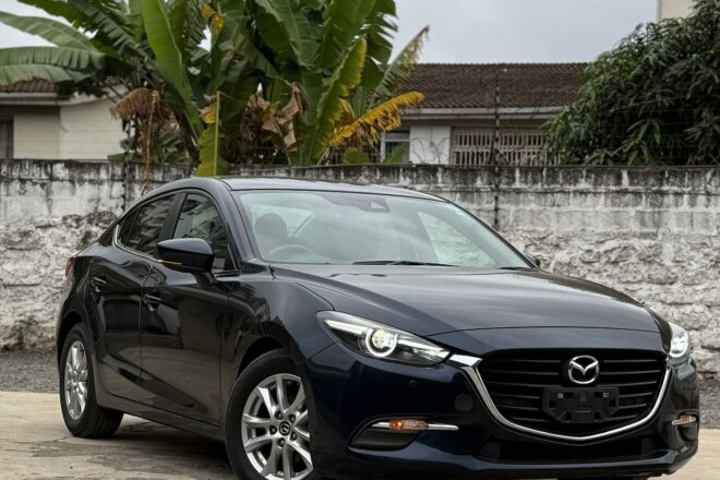 2018 Mazda Axela