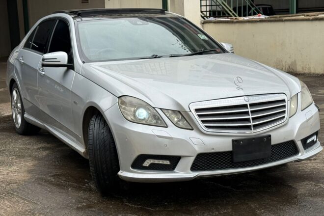 Mercedes Benz E250 W212