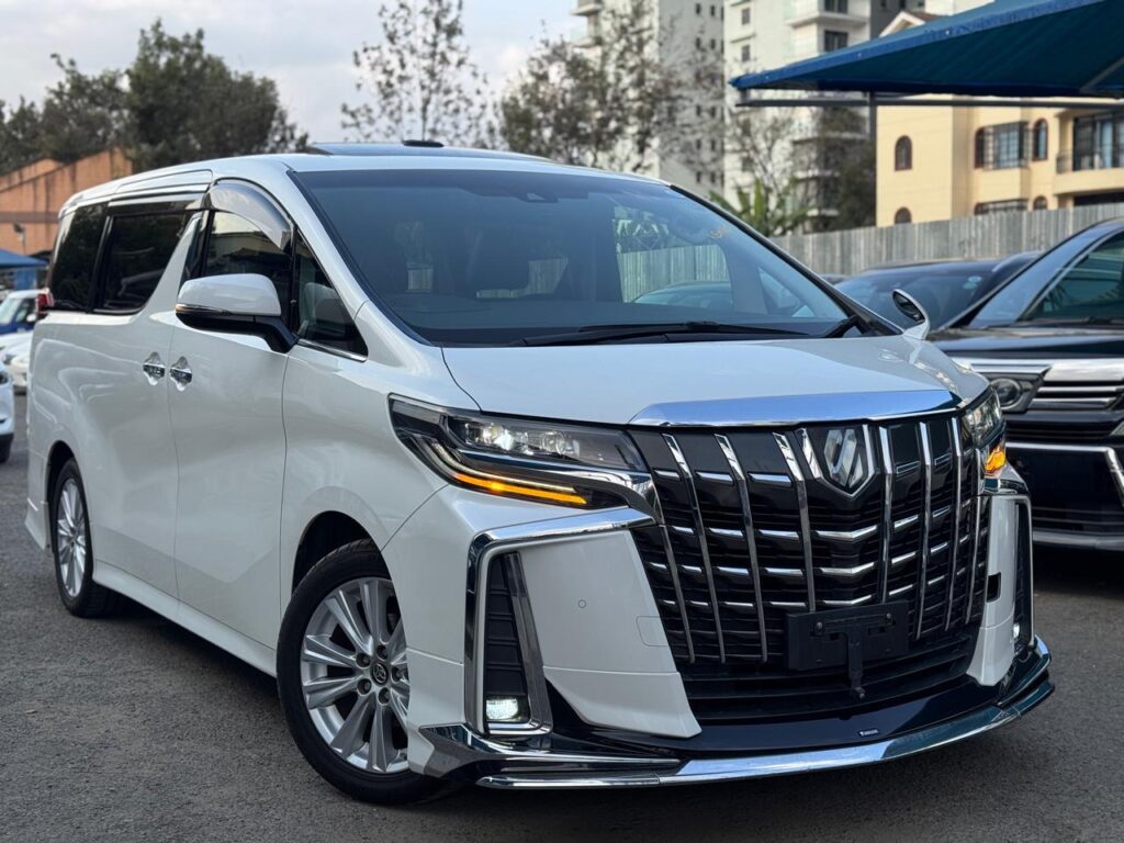 TOYOTA ALPHARD WITH DOUBLE SUNROOF