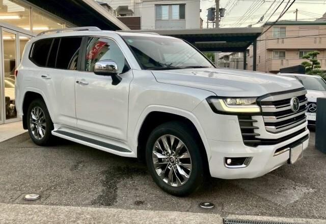 Toyota Landcruiser ZX LC300