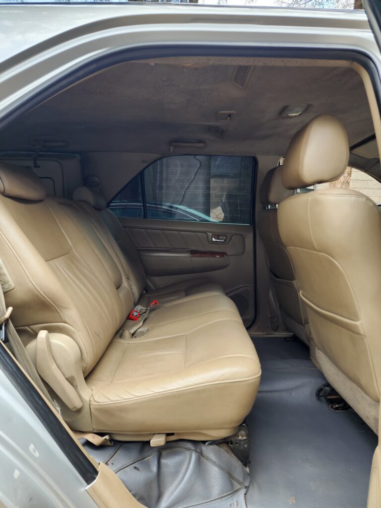 2009 Toyota Fortuner 3.0 D-4D — photo 9