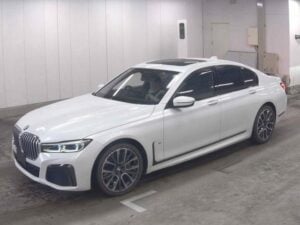 2020 BMW 750i xDrive M-Sport — photo 4