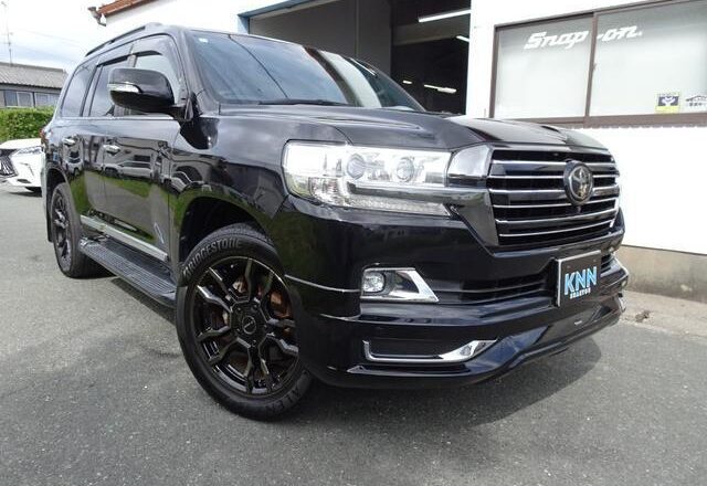 Toyota Landcruiser ZX Bruno