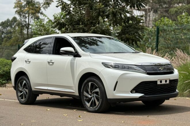 Toyota Harrier Turbo