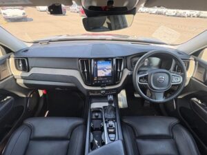 2019 Volvo XC60 D4 — photo 4