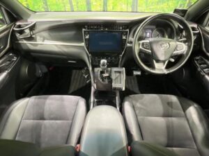 2019 Toyota Harrier — photo 2