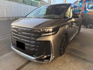 2025 Toyota Vellfire — photo 2