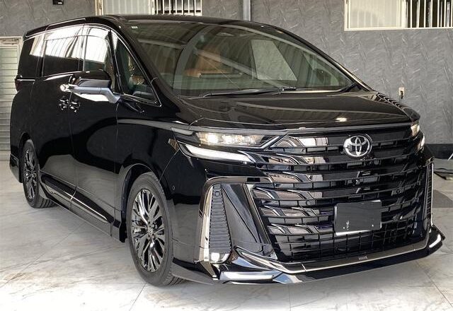 Toyota Vellfire Z