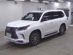 2021 Lexus LX570 — photo 3
