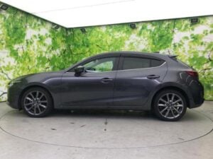 2019 Mazda Axela Sport — photo 2