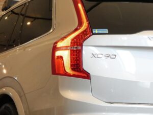 2021 Volvo XC90 B6 — photo 4