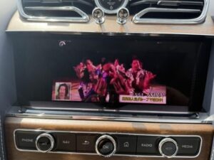 2024 Bentley Bentayga Azure — photo 4