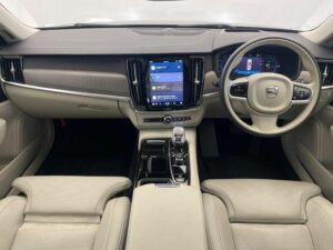 2023 Volvo S90 Ultimate T8 — photo 2