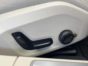 2023 Volvo S90 Ultimate T8 — photo 4