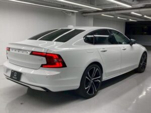 2023 Volvo S90 — photo 4