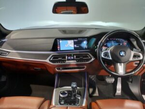 2021 BMW X7 — photo 3