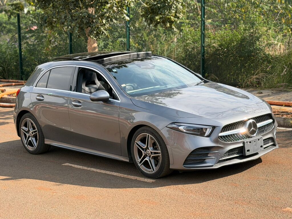 2019 MERCEDES BENZ A180 AMG-LINE /SUNROOF