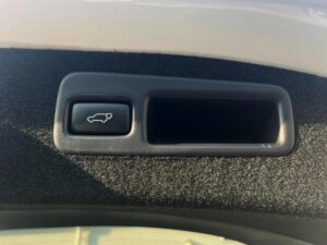 2019 Toyota Harrier Premium — photo 4