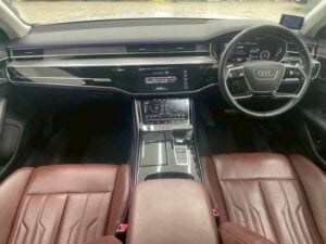 2019 Audi A8 60 TFSI — photo 2