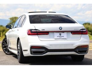 2019 BMW 740d xDrive M Sport — photo 3