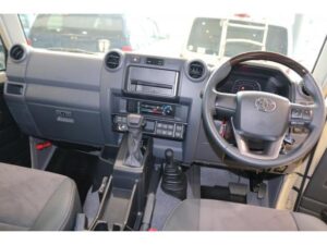 2024 Toyota Land Cruiser 70 Series — photo 3