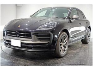 2024 Porsche Macan — photo 2
