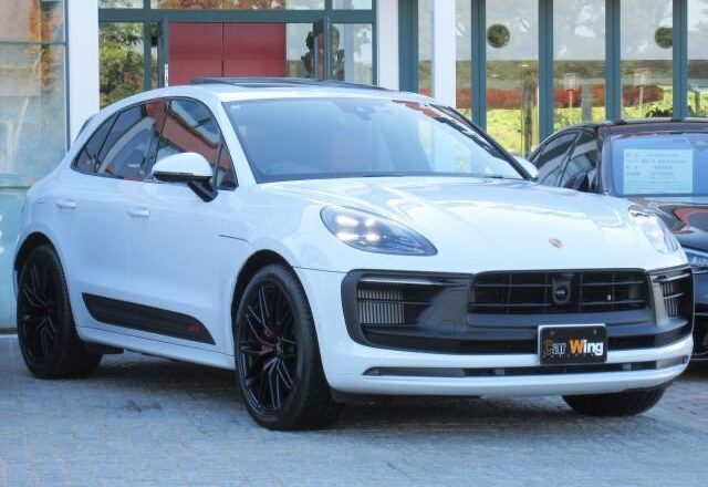 2025 Porsche Macan GTS