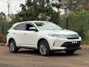 2018 Toyota Harrier — photo 1