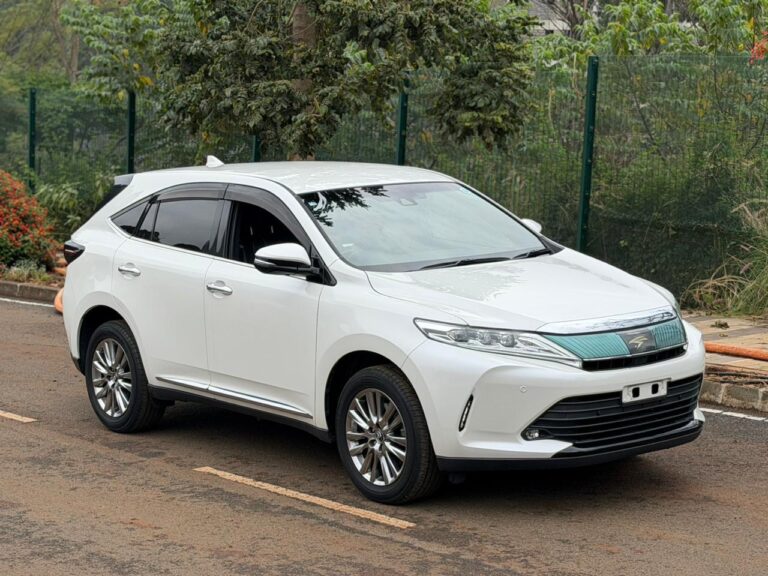 2018 Toyota Harrier — photo 8