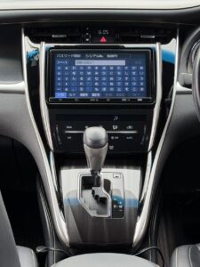 2018 Toyota Harrier — photo 3