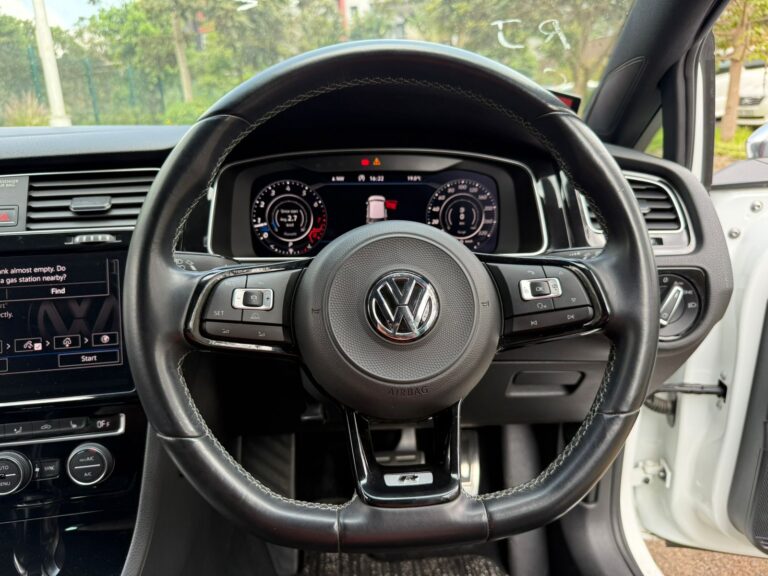 2018 Volkswagen Golf R MK7.5 — photo 5