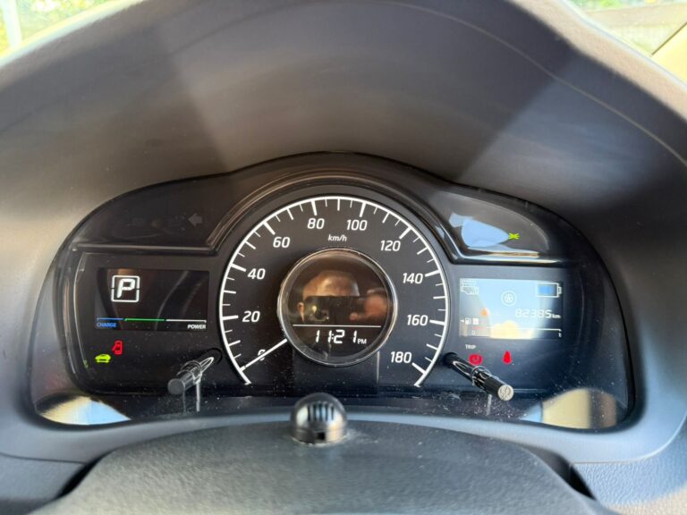 2018 Nissan Note Medalist E-Power — photo 6