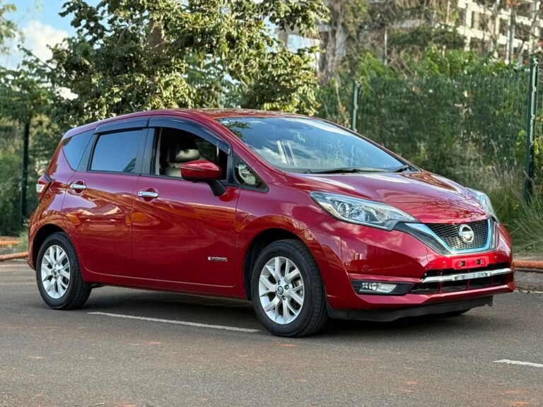 2018 Nissan Note Medalist E-Power — photo 7