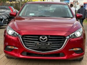 2018 Mazda Axela Saloon — photo 2