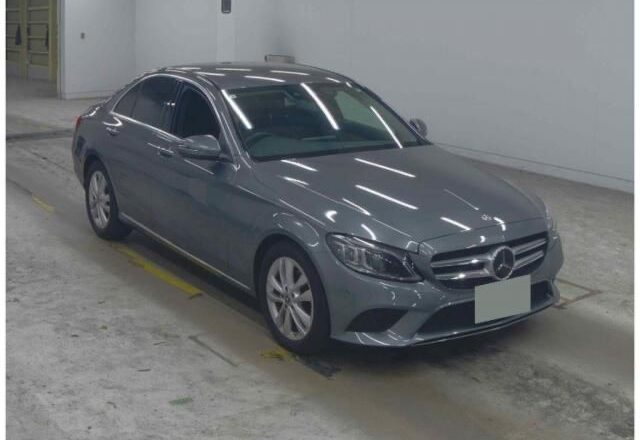 Mercedes-Benz C200 AvanteGarde AMG Line