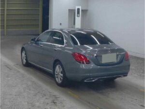 2019 Mercedes-Benz C200 Avantgarde AMG Line — photo 2