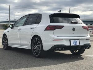 2023 Volkswagen Golf R Base Grade — photo 2