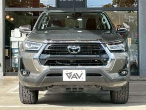2022 Toyota Hilux Z double-cabin — photo 3