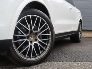 2019 Porsche Cayenne Base Grade — photo 4