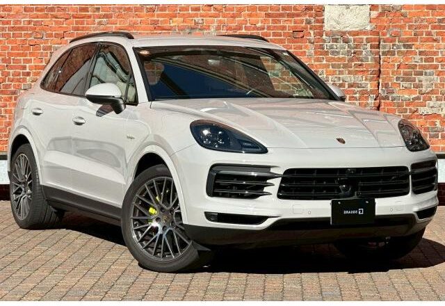 2022 Porsche Cayenne E-Hybrid