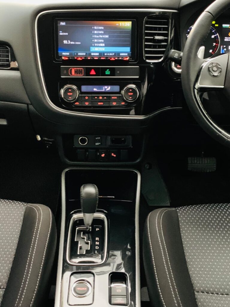 2018 Mitsubishi Outlander — photo 3
