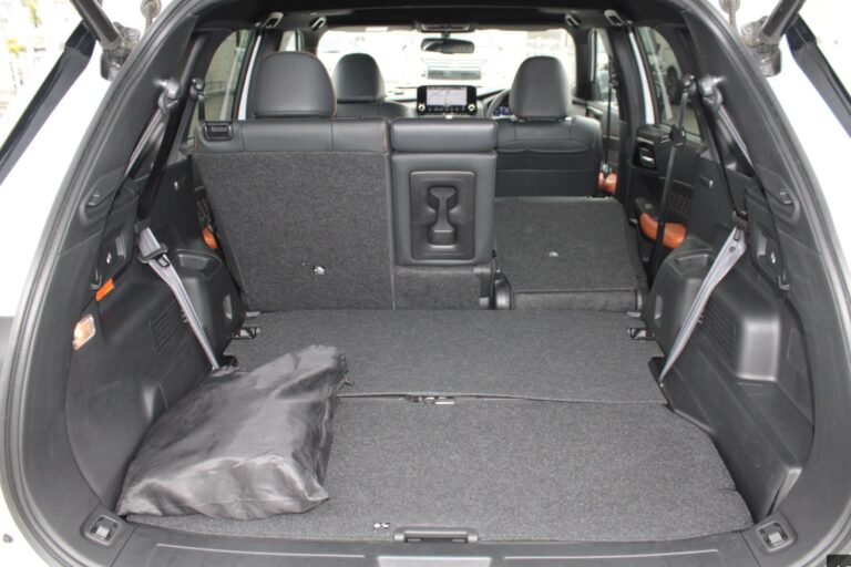 2021 Mitsubishi Outlander PHEV — photo 9