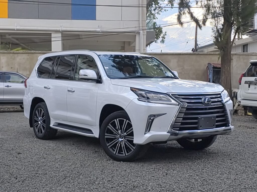 Lexus LX570
